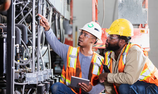 Best Affordable Emergency Electrician  in Linden, TN